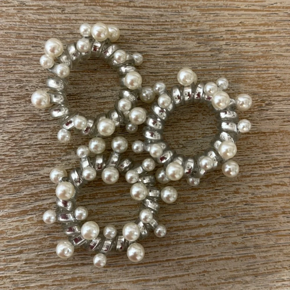 Elegant Silver and Pearl Cluster Hair Ties
